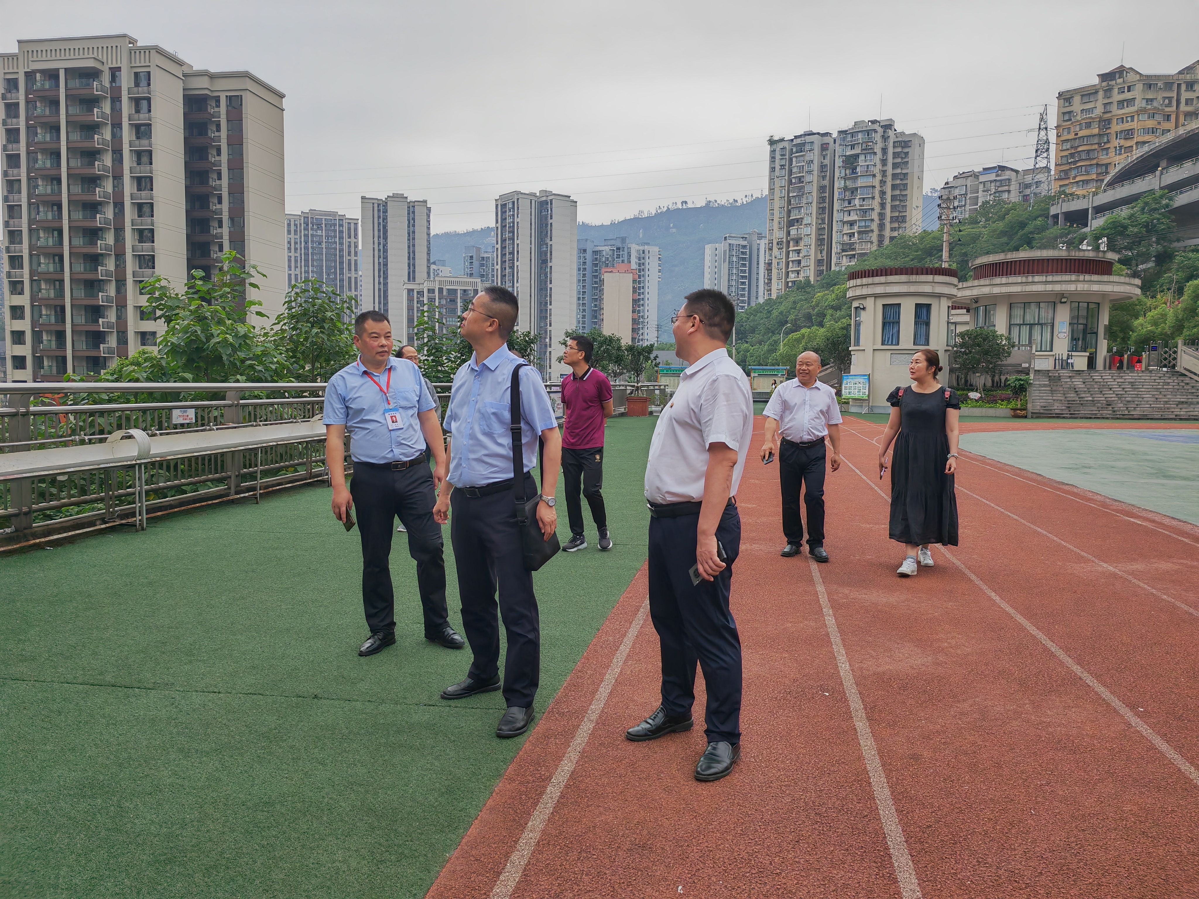 柏杨小学携手共同谋发展共促质量再提升乐山市柏杨小学赴重庆涪陵城十